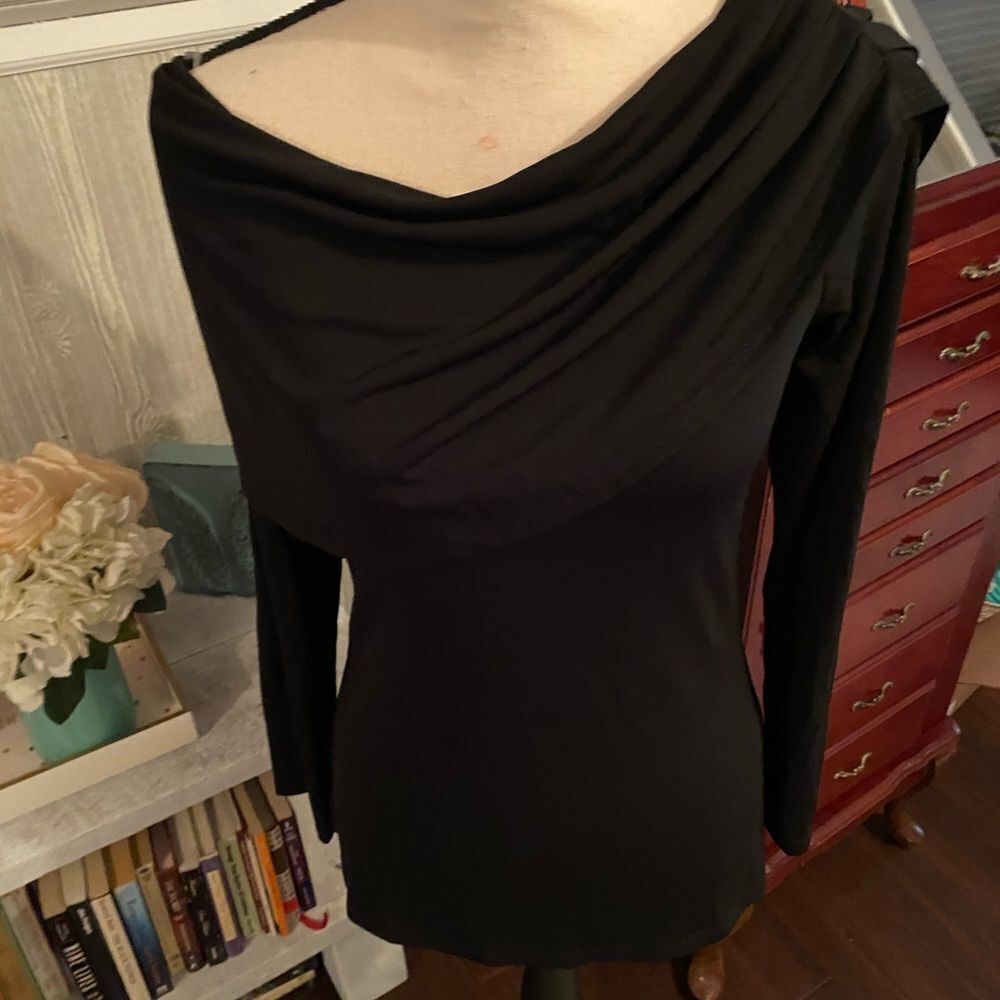 NWT Karen Kane Black Sz S Drape Neck Top